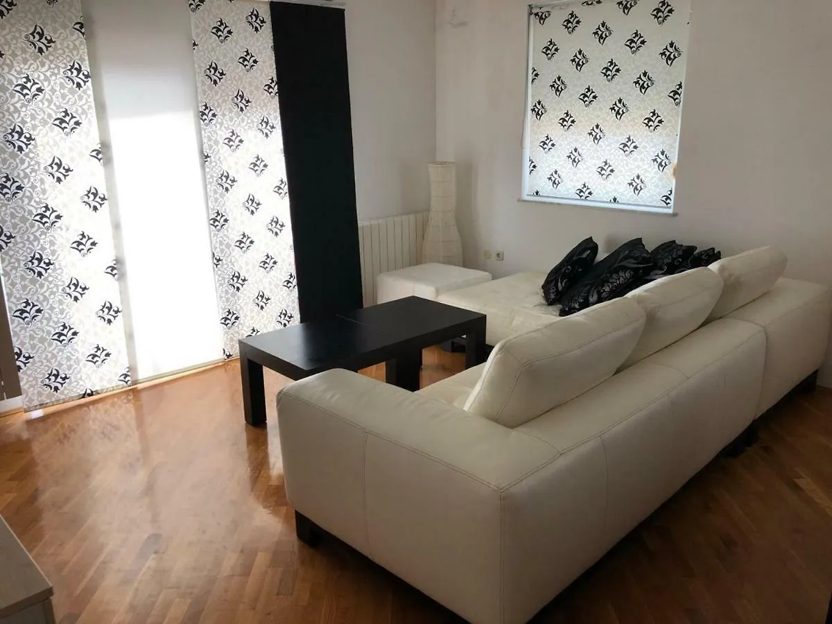 Apartment Neea Stinjan -Free Parking Pula 0*,