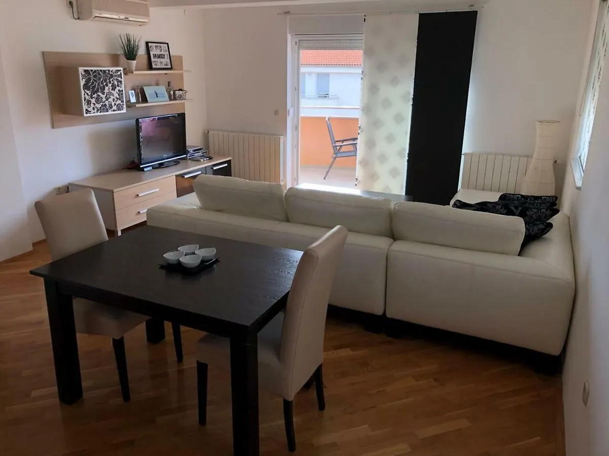 Apartment Neea Stinjan -Free Parking Pula Croatia