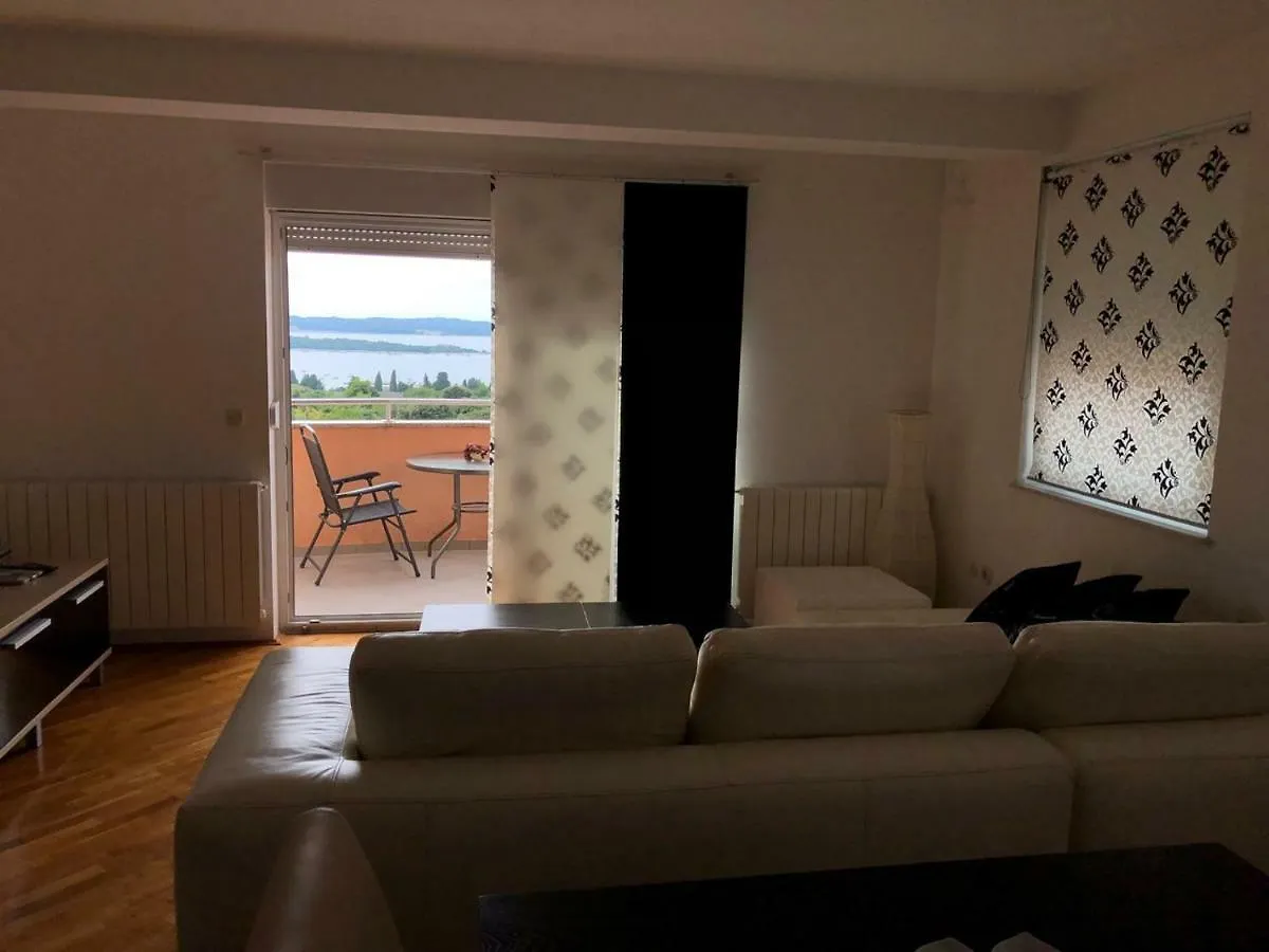 Apartment Neea Stinjan -Free Parking Pula 0*,  Croatia