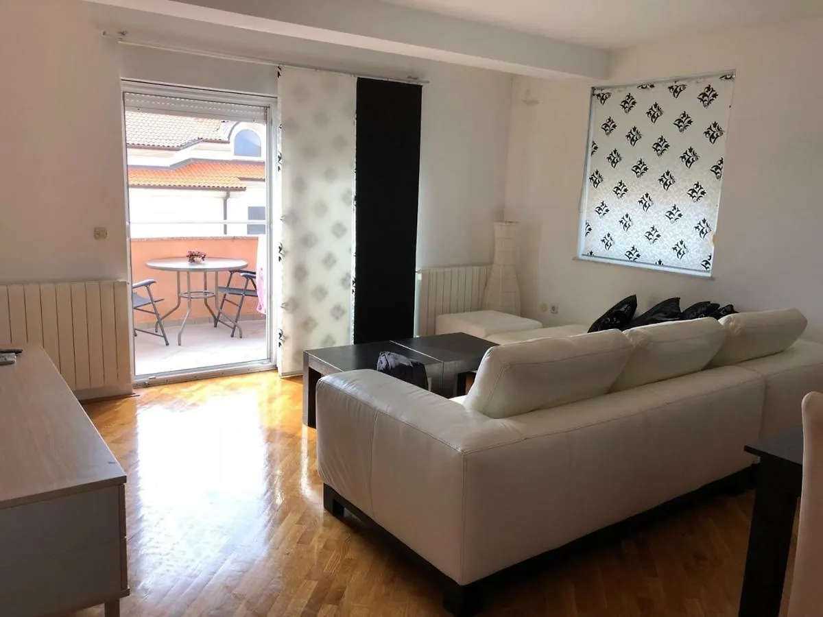 Apartment Neea Stinjan -Free Parking Pula