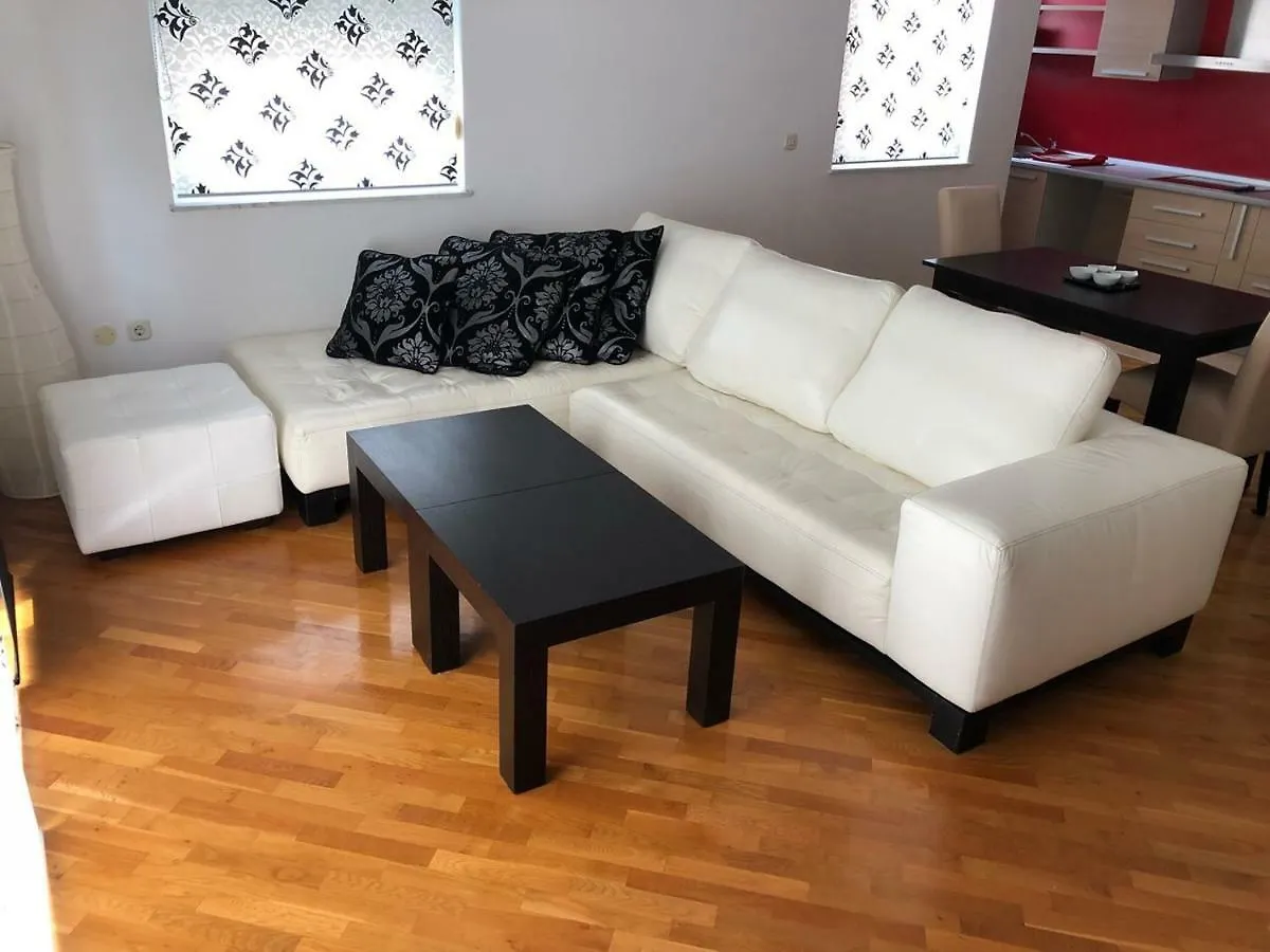 Apartment Neea Stinjan -Free Parking Pola